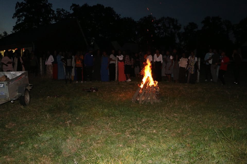 camp jeunes feu de camp
